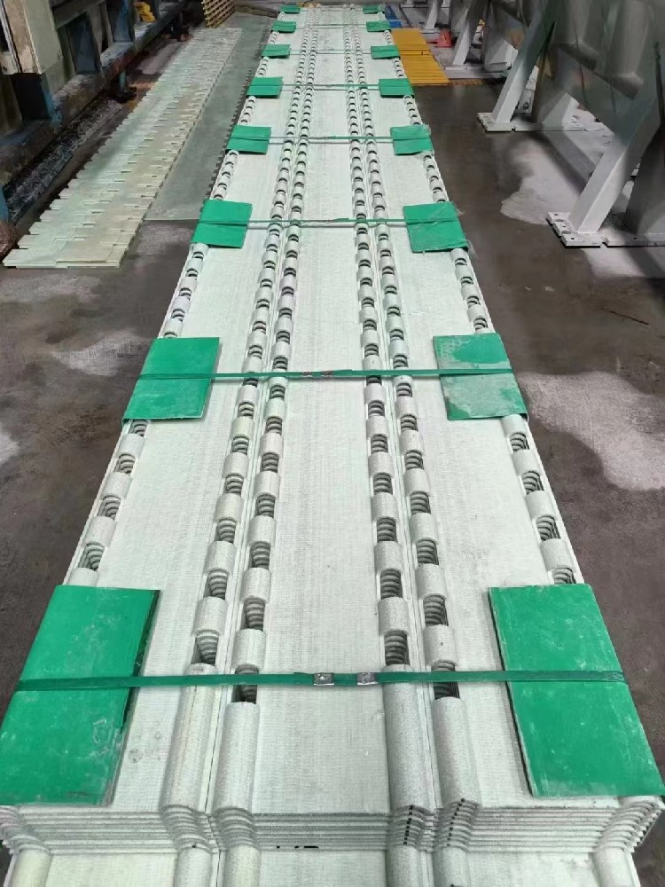 如何选择适合的电解槽绝缘板